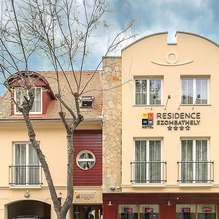 P4W Hotel Residence سزومباثيلي المظهر الخارجي الصورة