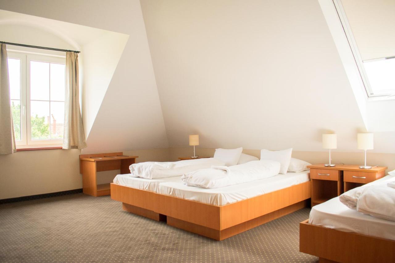 P4W Hotel Residence سزومباثيلي المظهر الخارجي الصورة
