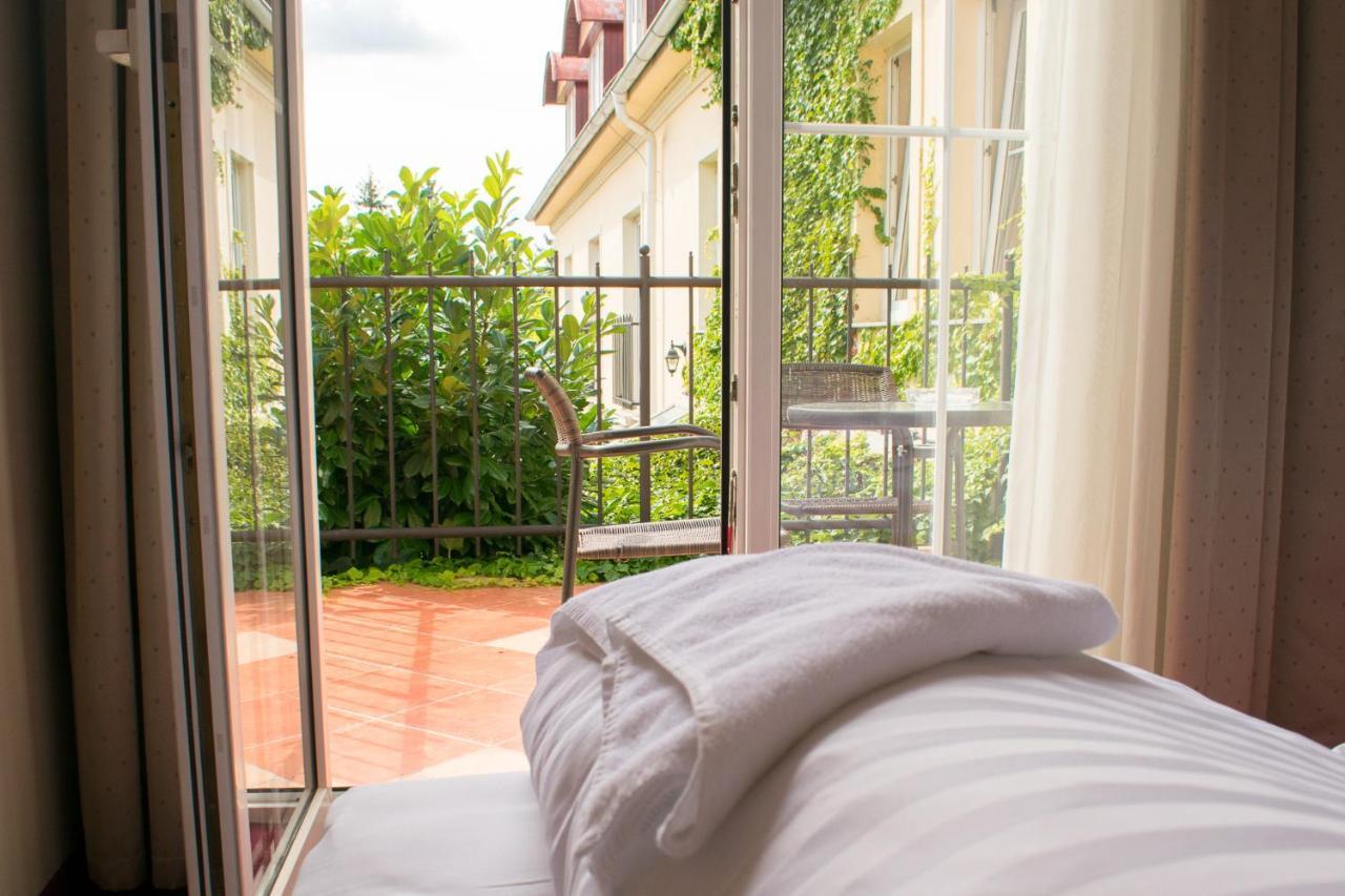 P4W Hotel Residence سزومباثيلي المظهر الخارجي الصورة